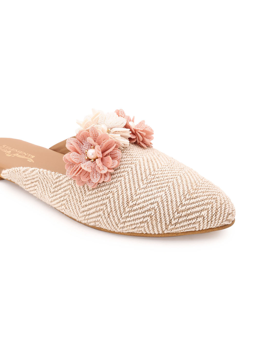 Leila (mule) - 5elements