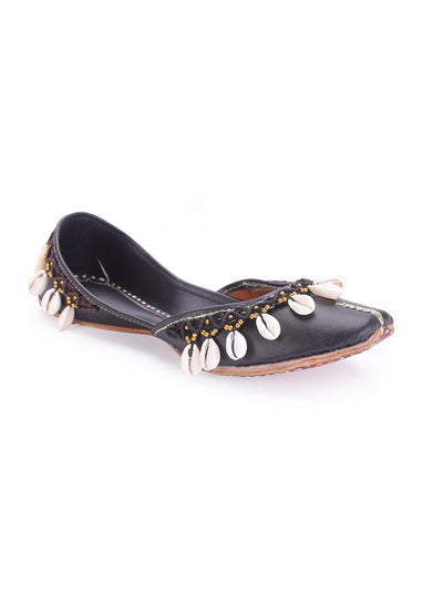 Black Upper Sea Shell Embellished (jutti)5elements