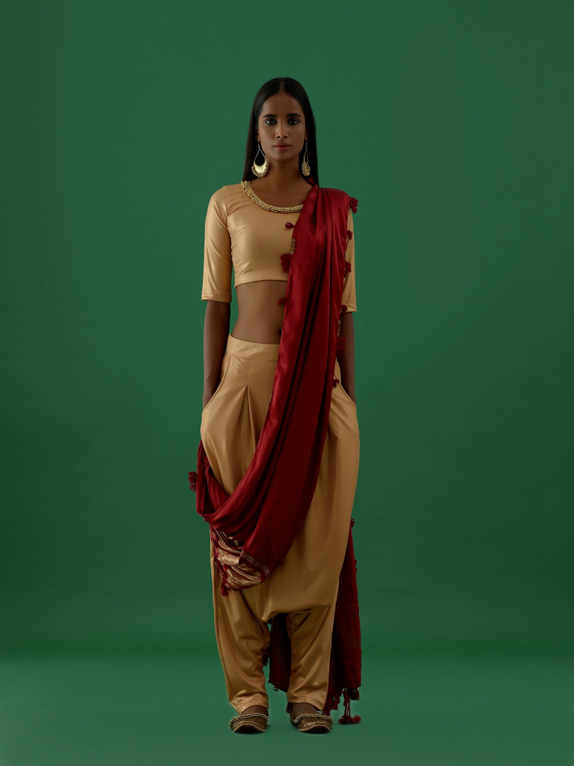 Leila Maroon