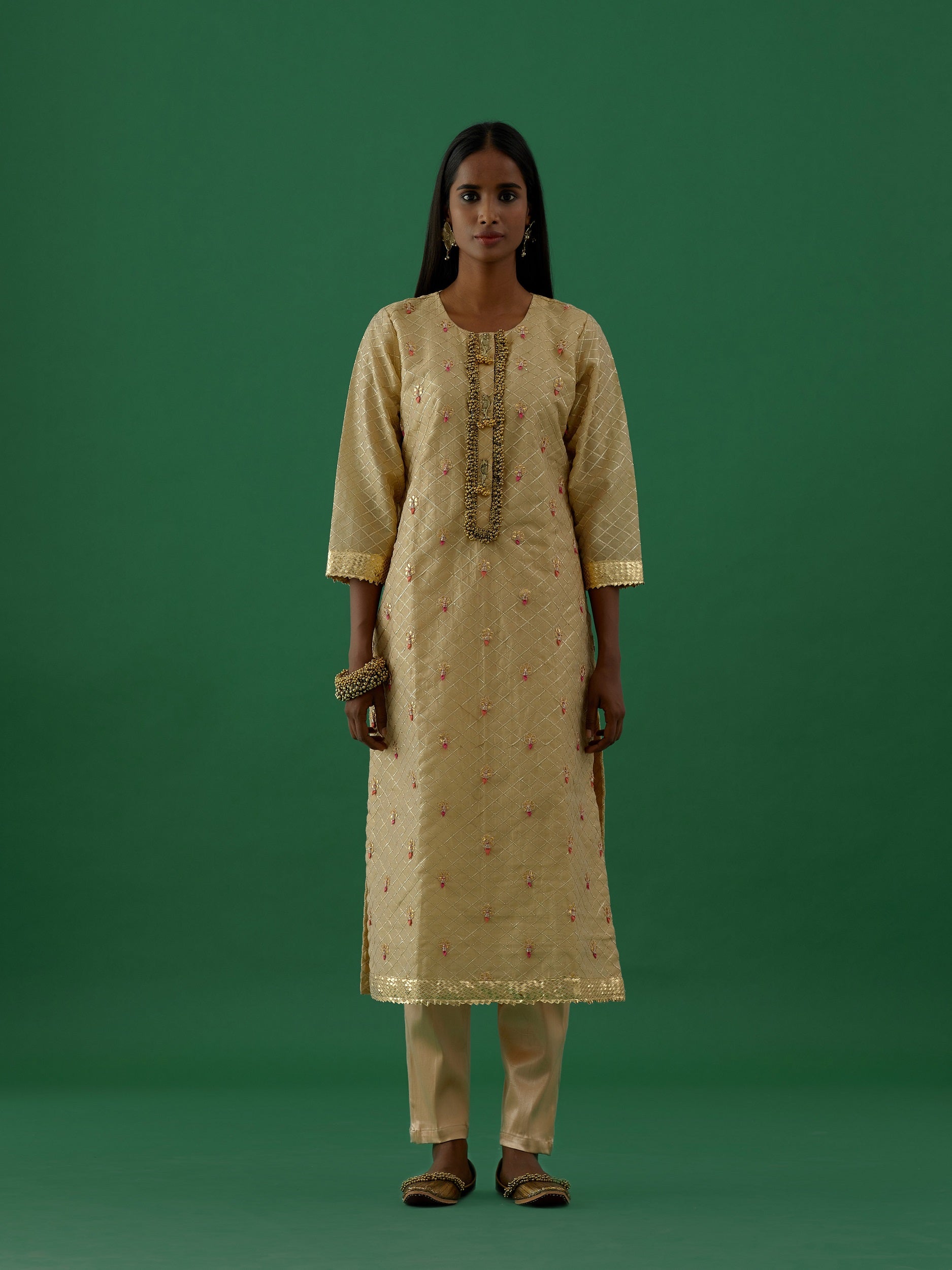 Zoya Gold (Kurta Set)