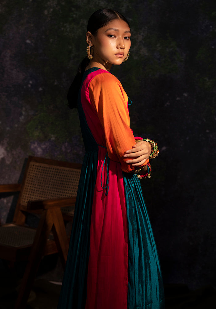 Maya Multi Embroiderd Kurta - 5elements