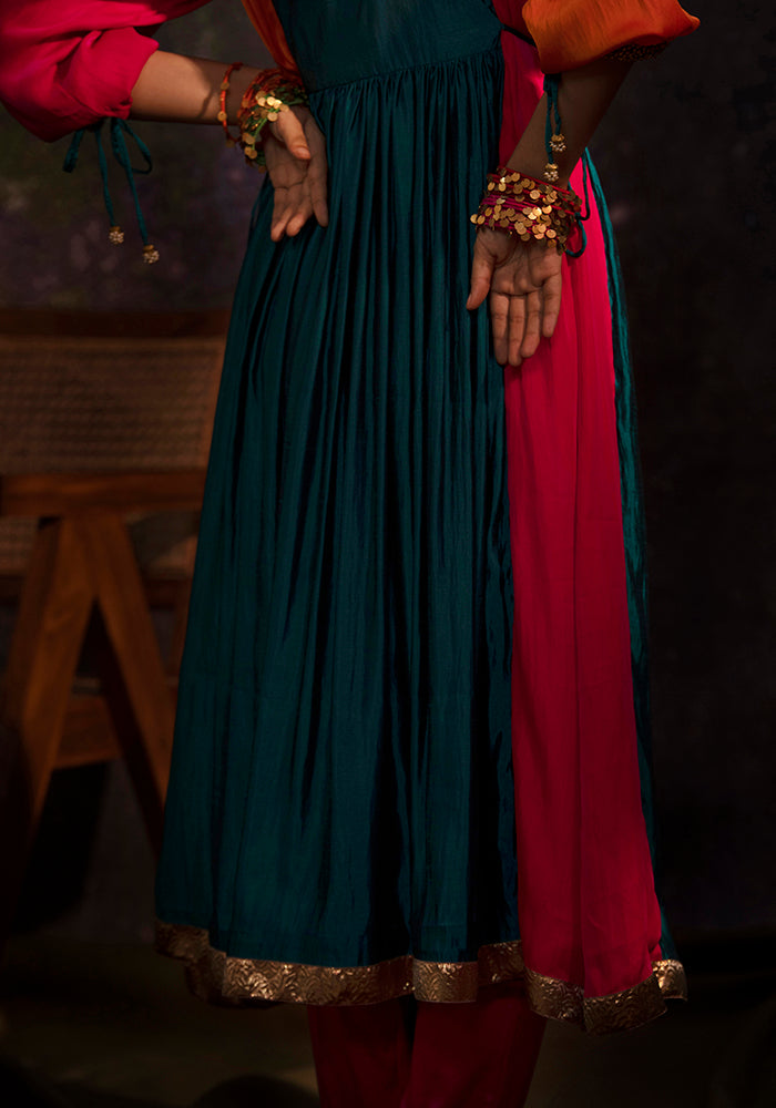 Maya Multi Embroiderd Kurta - 5elements