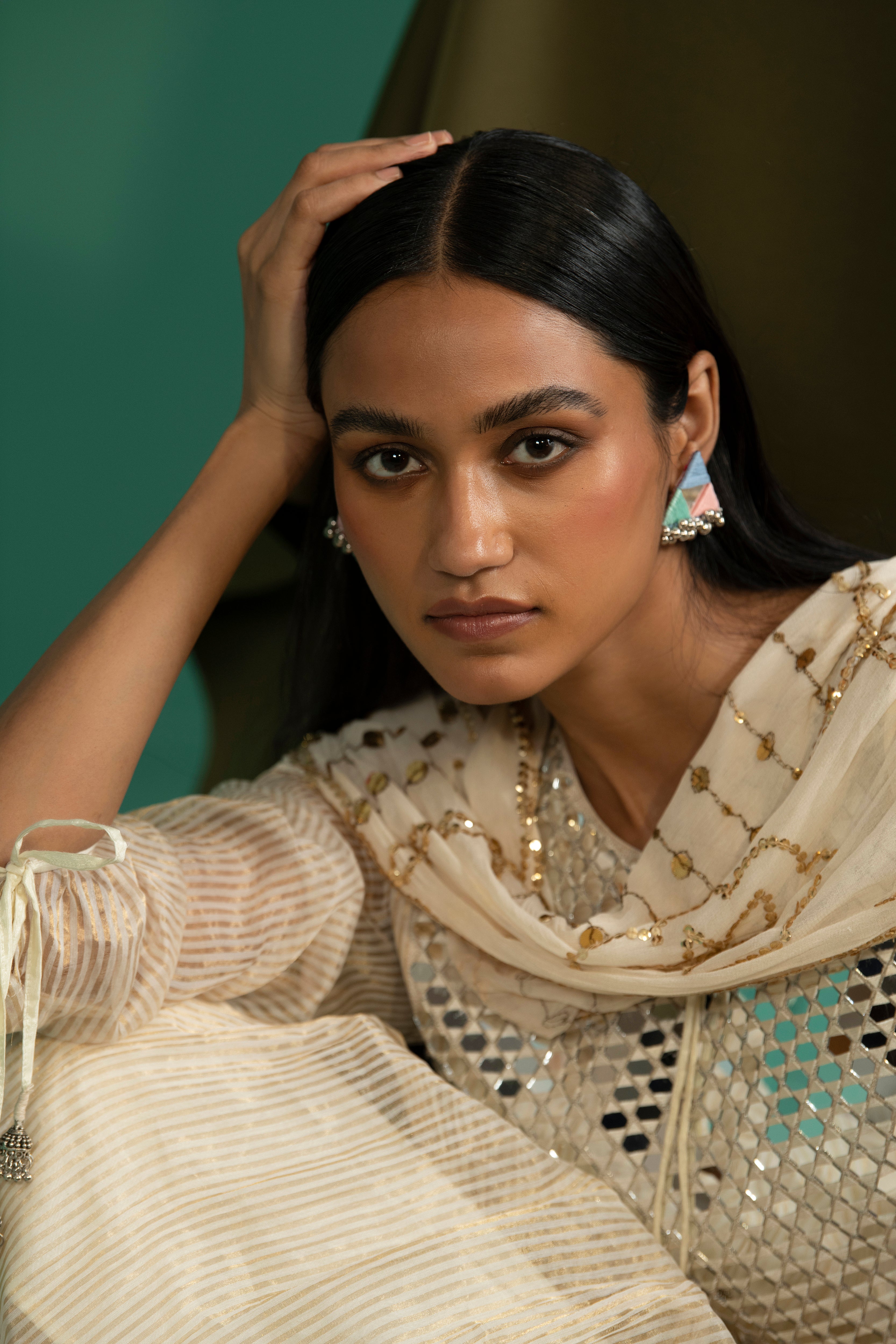 Gopika - Off White kurta Set - 5elements