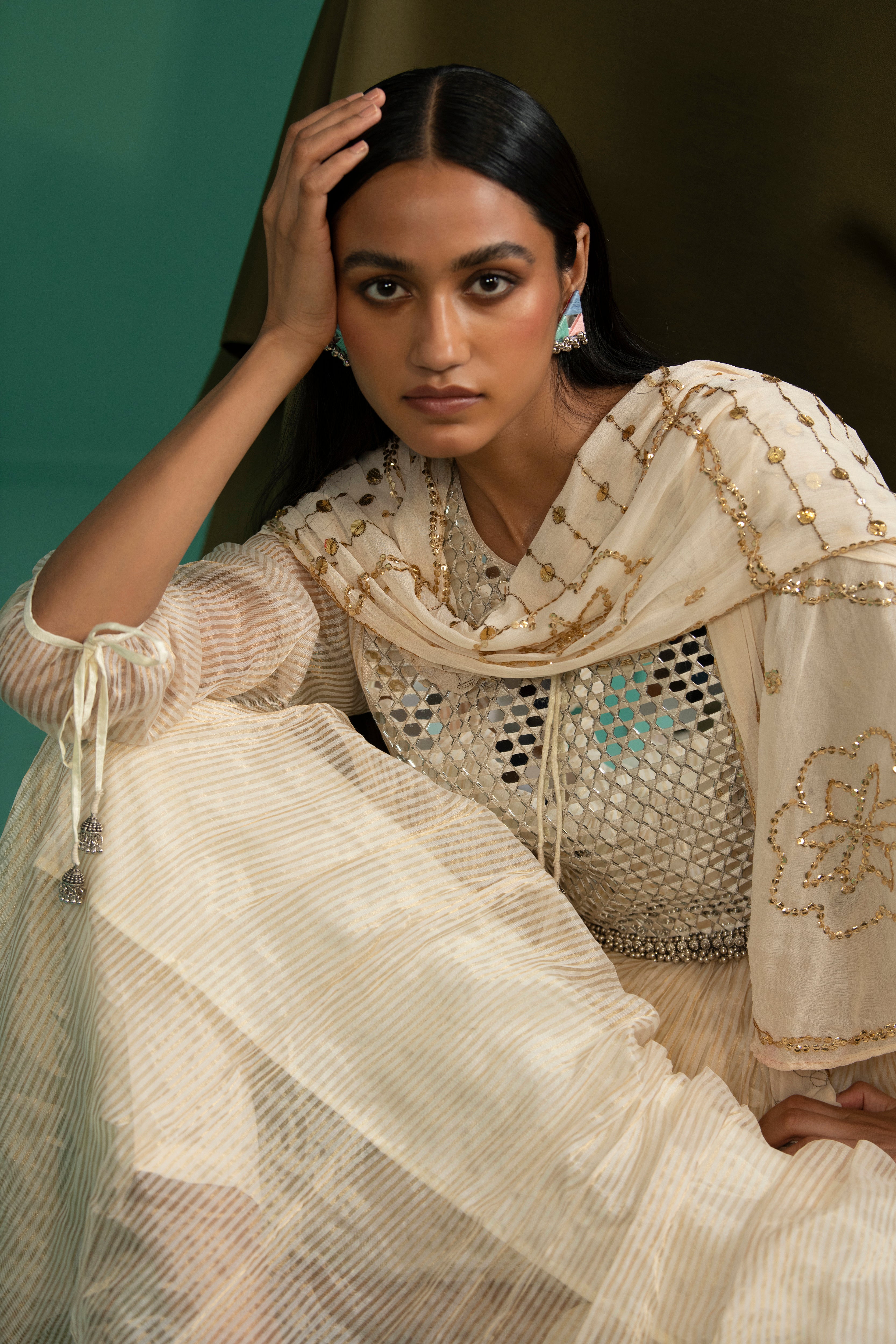 Gopika - Off White kurta Set - 5elements