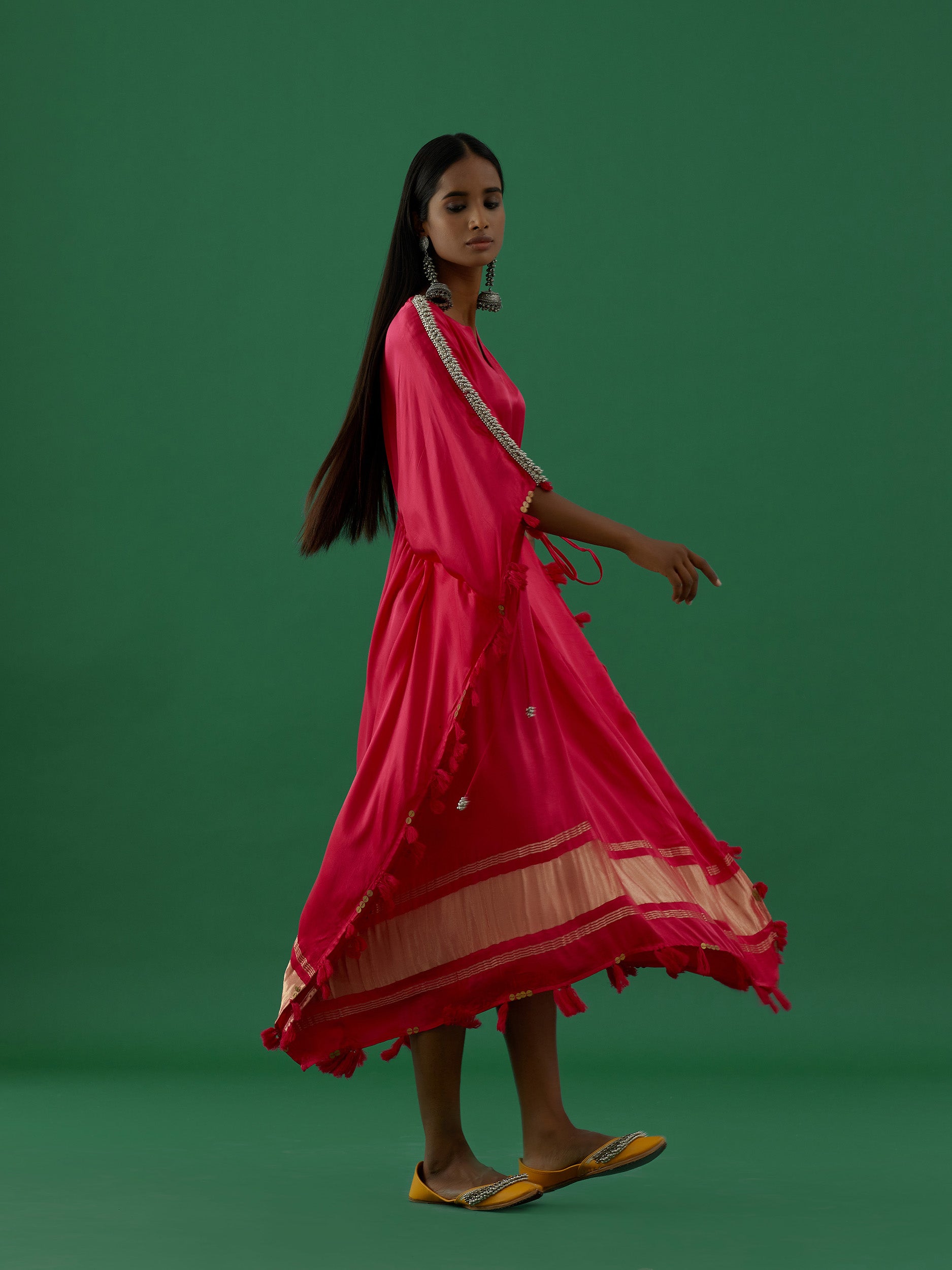 Sudevi - Fushia (kaftan) - 5elements