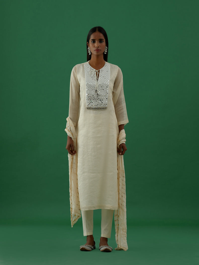 Kiara Off White (Kurta Set)