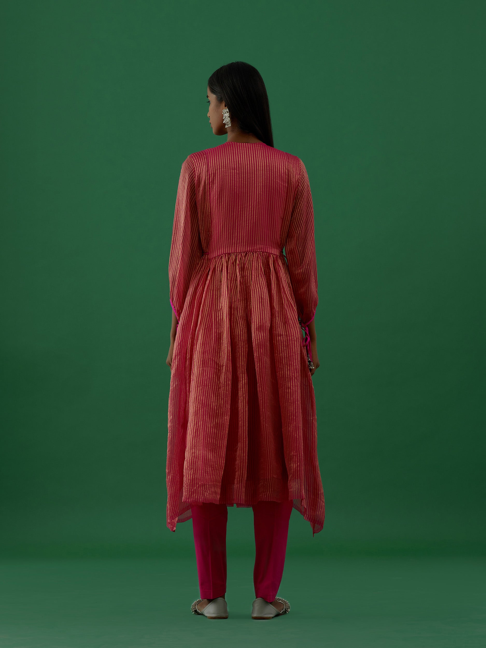 Gopika - Fushia kurta Set - 5elements
