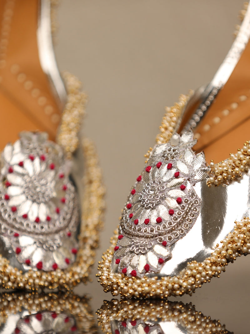 Silver Crown (Jutti)