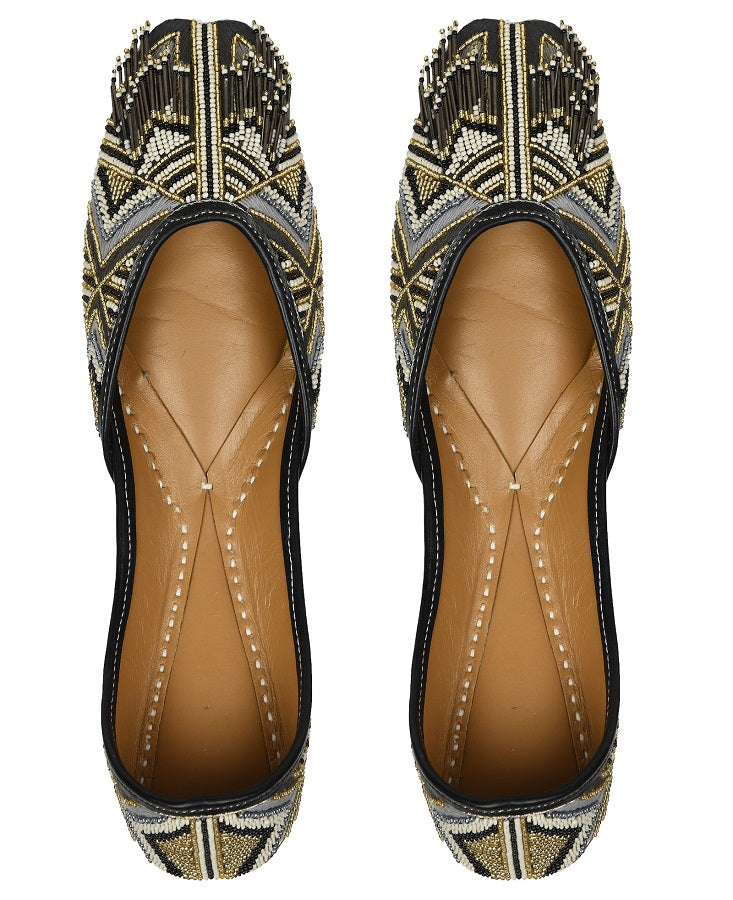 Willow - Black (jutti) 5elements